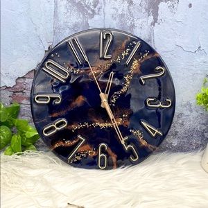 Resin Clock dark blue with gold hands